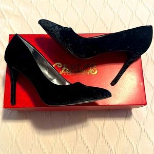 Carlos by Carlos Santana ladies size 8m black “Posy” heels.